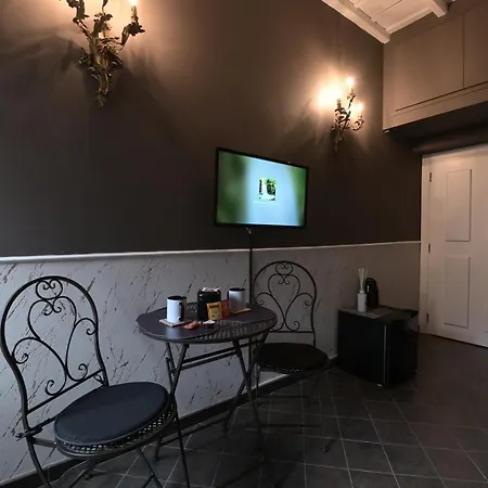 Di F & E Apartment